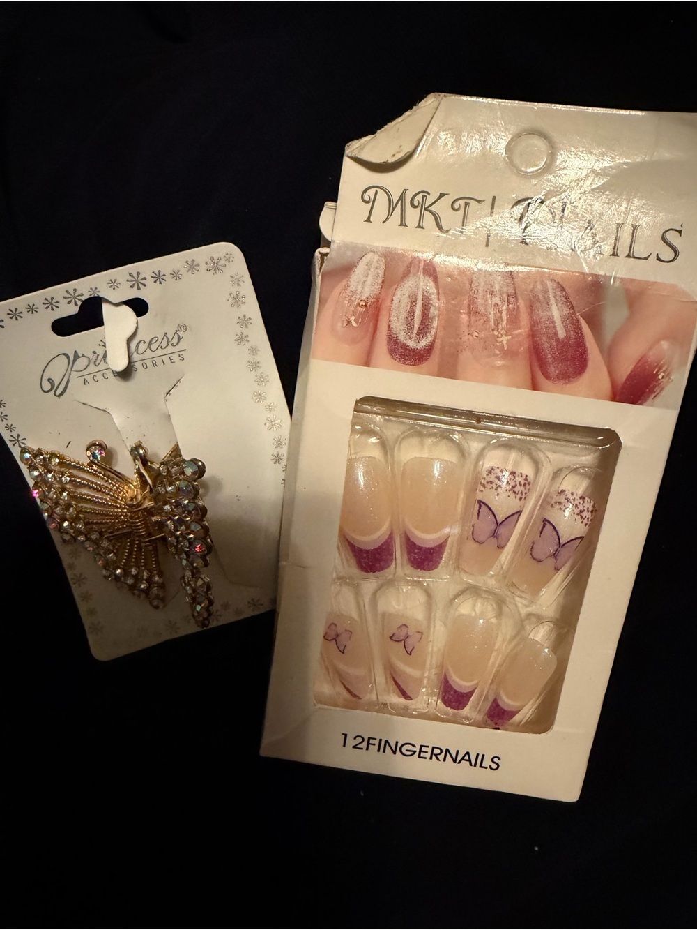 Press-On Nails Set with Butterfly Accent - Purple & Nude & metal butterfly hair